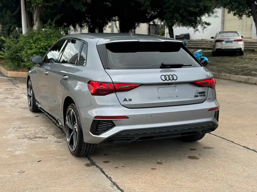 Audi A3 2023 — фото 12