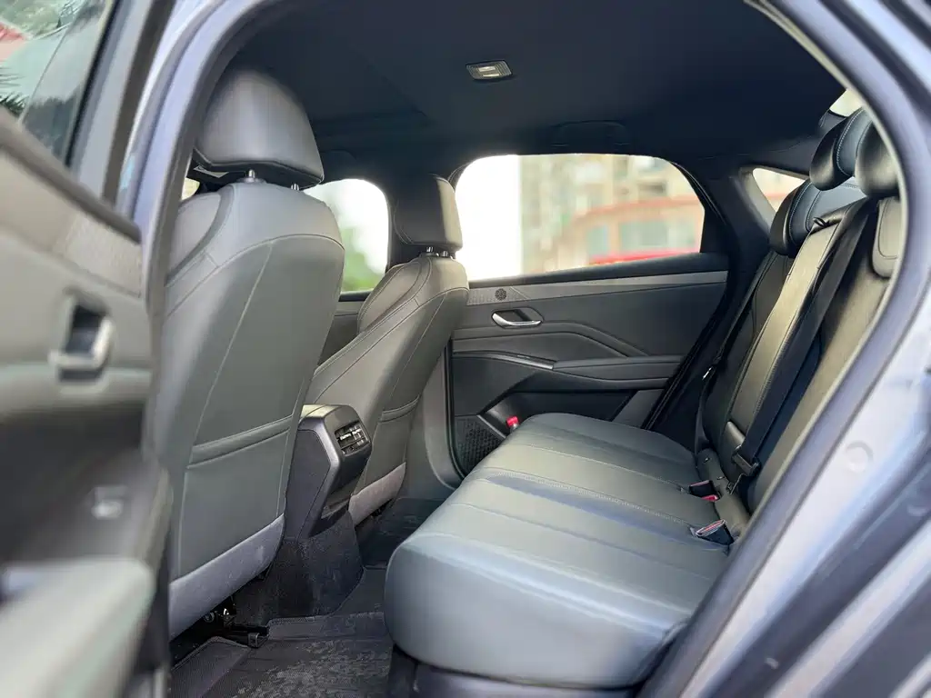 BYD Qin PLUS 2025 — фото 12