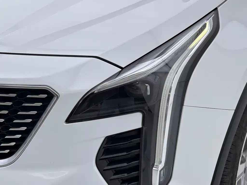 Cadillac XT4 2021 — фото 19