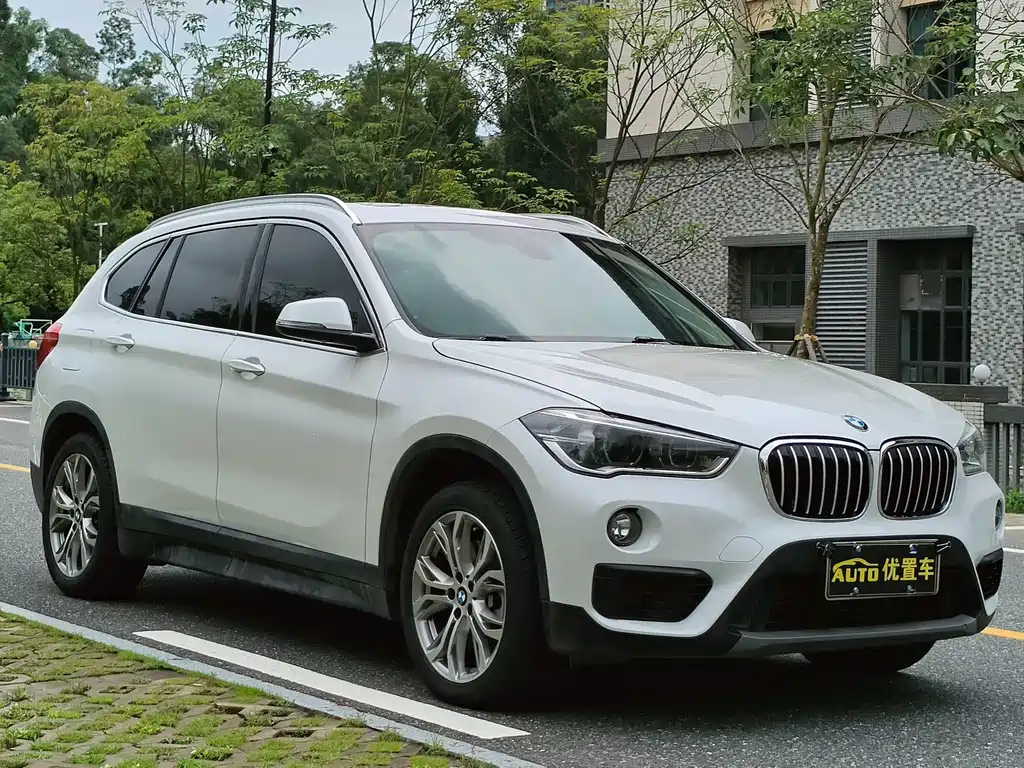 BMW X1 2018 — фото 11