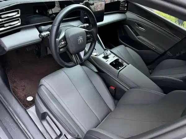 BYD Qin L 2024