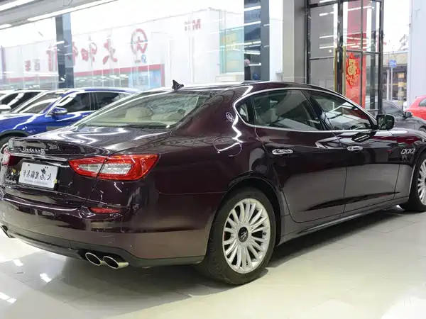 Maserati Quattroporte 2013