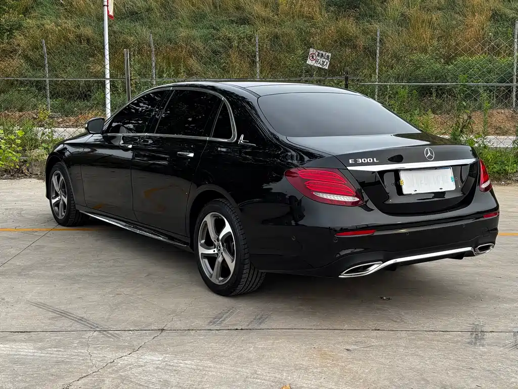 Mercedes-Benz E-Class 2019