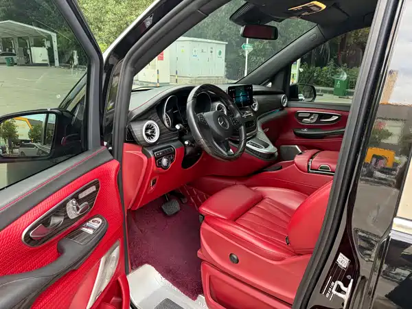Mercedes-Benz V-Class 2023