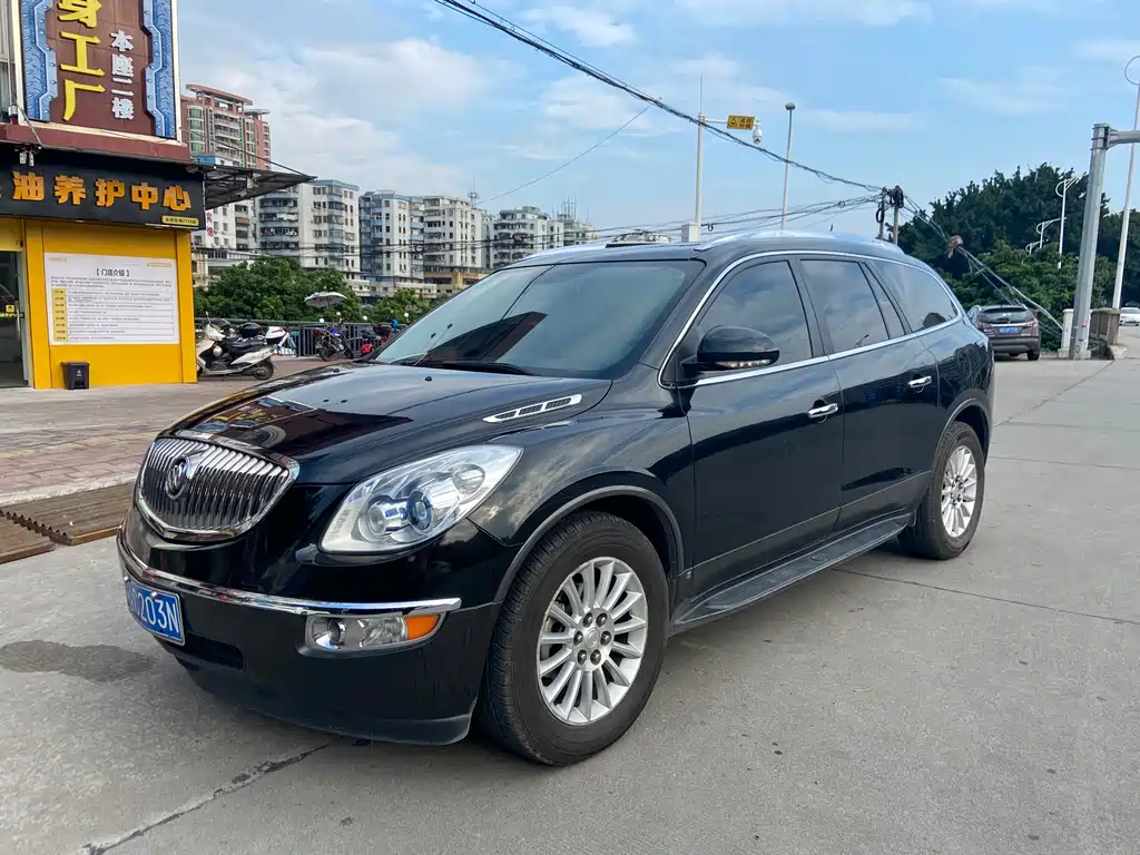 Buick Enclave 2011