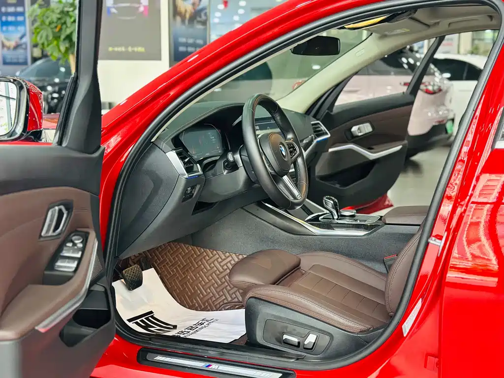 BMW 3 Series 2021