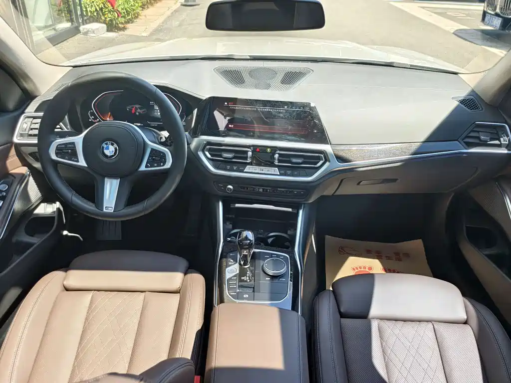 BMW 3 Series 2022 — фото 11