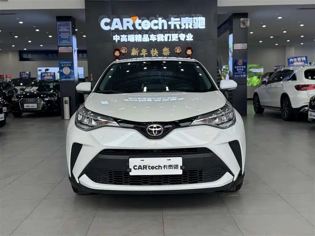 Toyota C-HR 2021 — фото 3