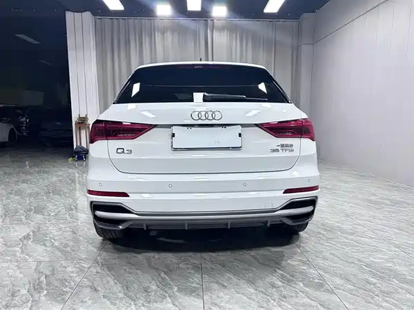 Audi Q3 2022