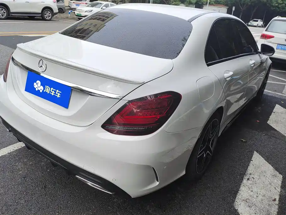 Mercedes-Benz C-Class 2021
