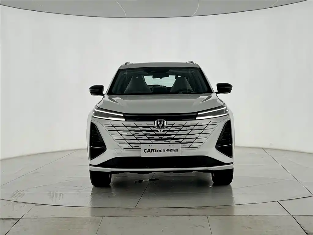 Changan CS75 PLUS — фото 3
