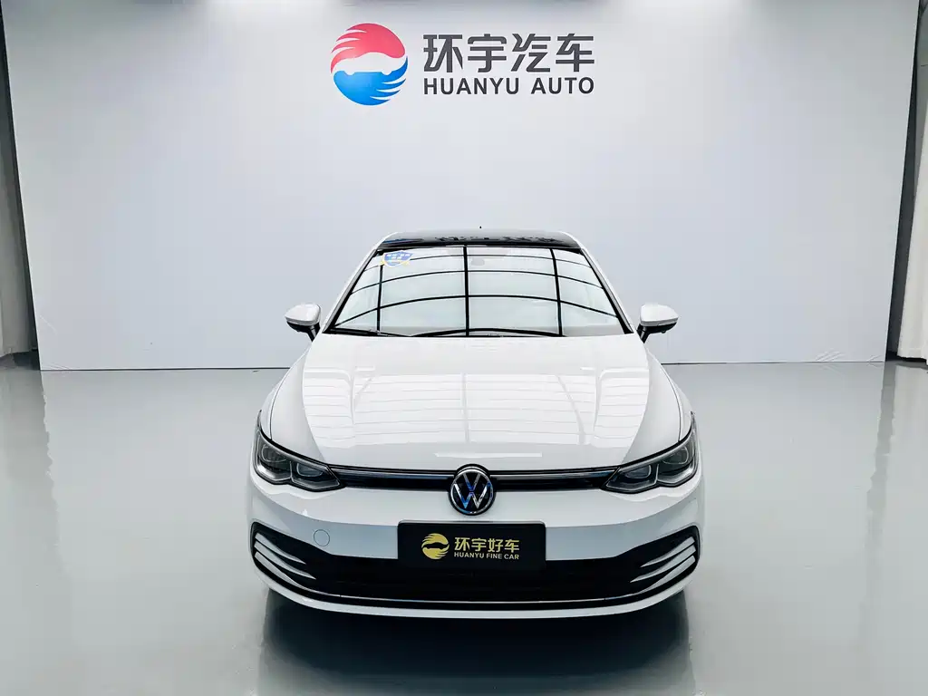 Volkswagen Golf 2023