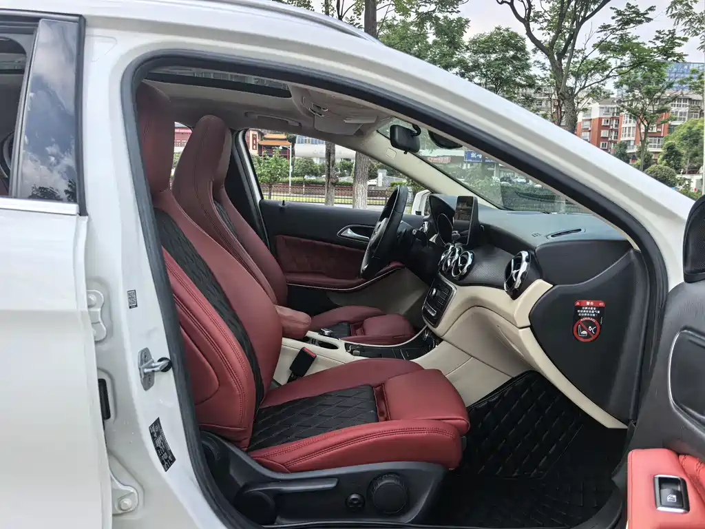 Mercedes-Benz GLA 2018 — фото 10