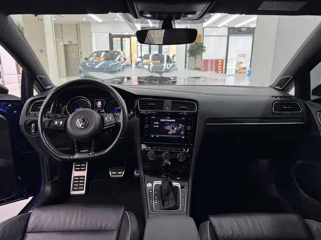 Volkswagen Golf 2020