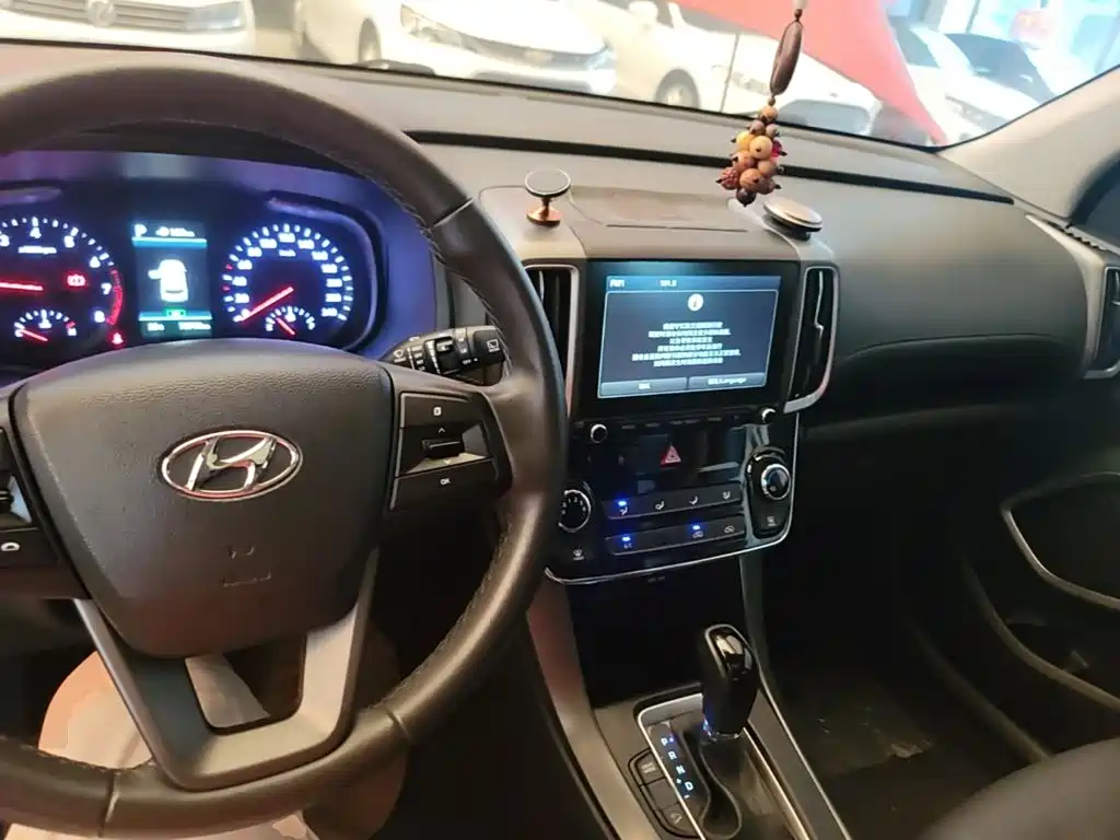 Hyundai ix35 2019 — фото 10