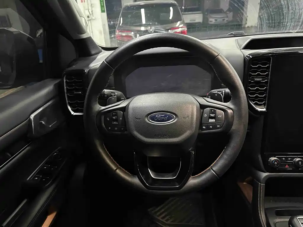 Ford Ranger 2024 — фото 10