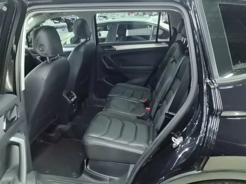 Volkswagen Tiguan L 2019 — фото 17