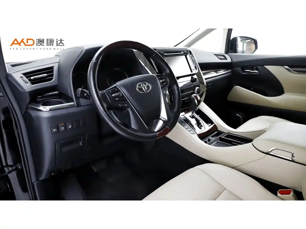 Toyota Alphard 2018 — фото 6