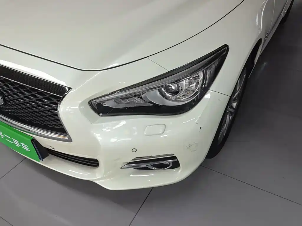 Infiniti Q50L 2017 — фото 24