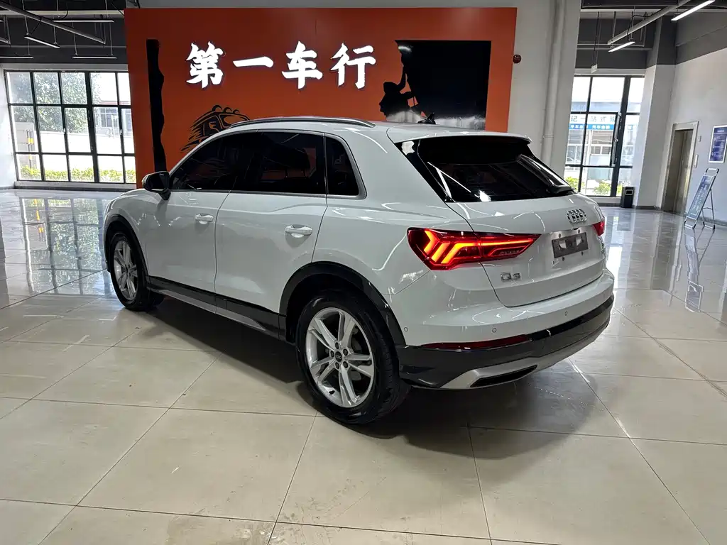 Audi Q3 2022