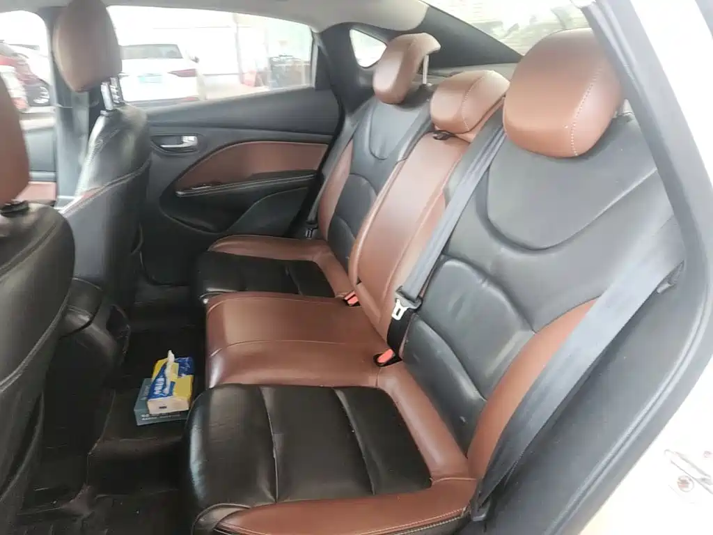 Fiat Viaggio 2015 — фото 17