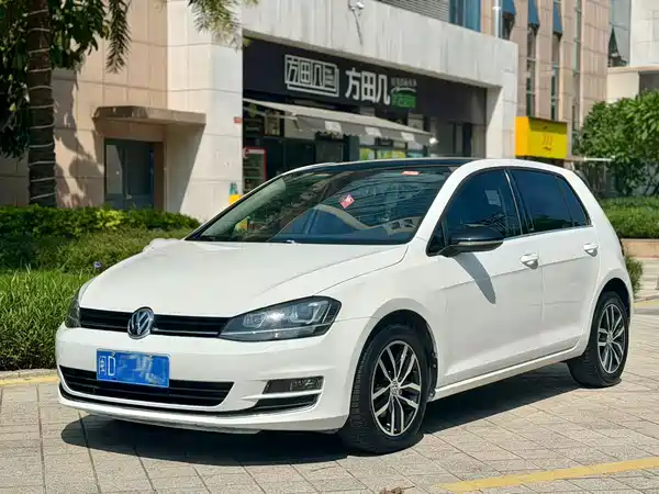 Volkswagen Golf 2016