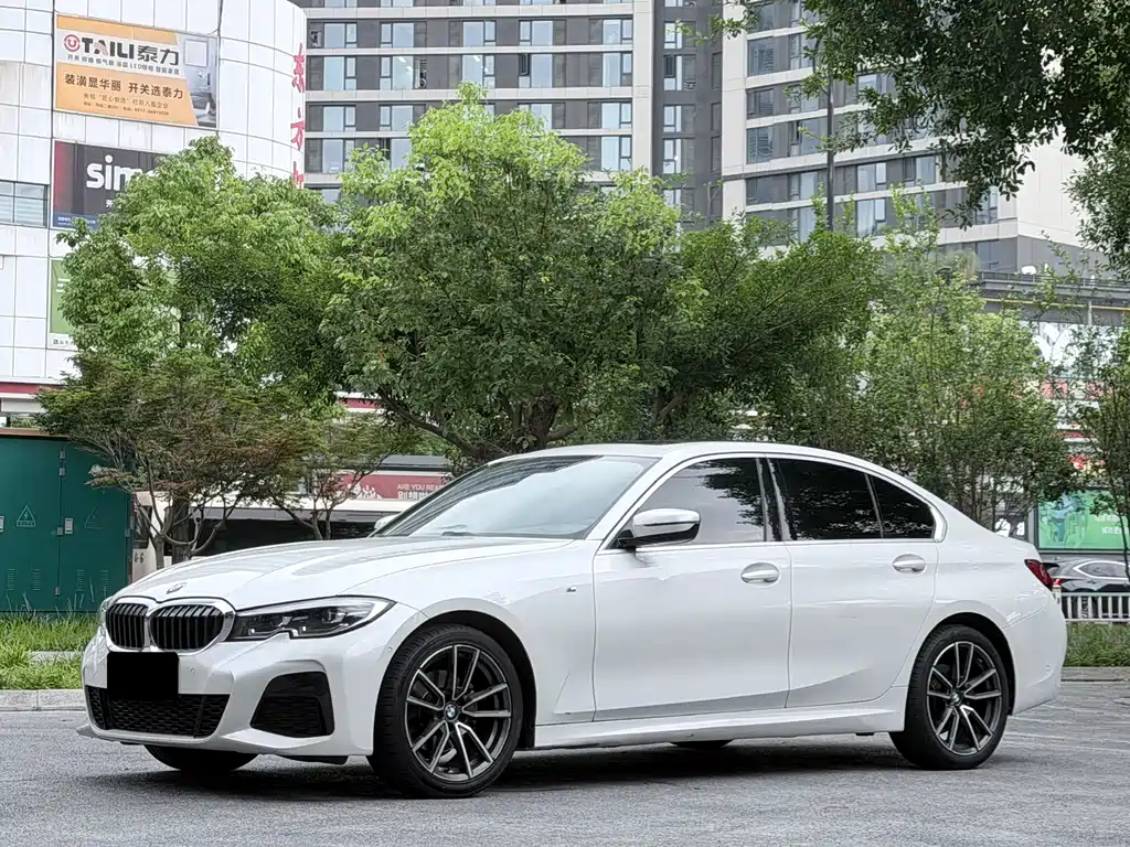 BMW 3 Series 2020