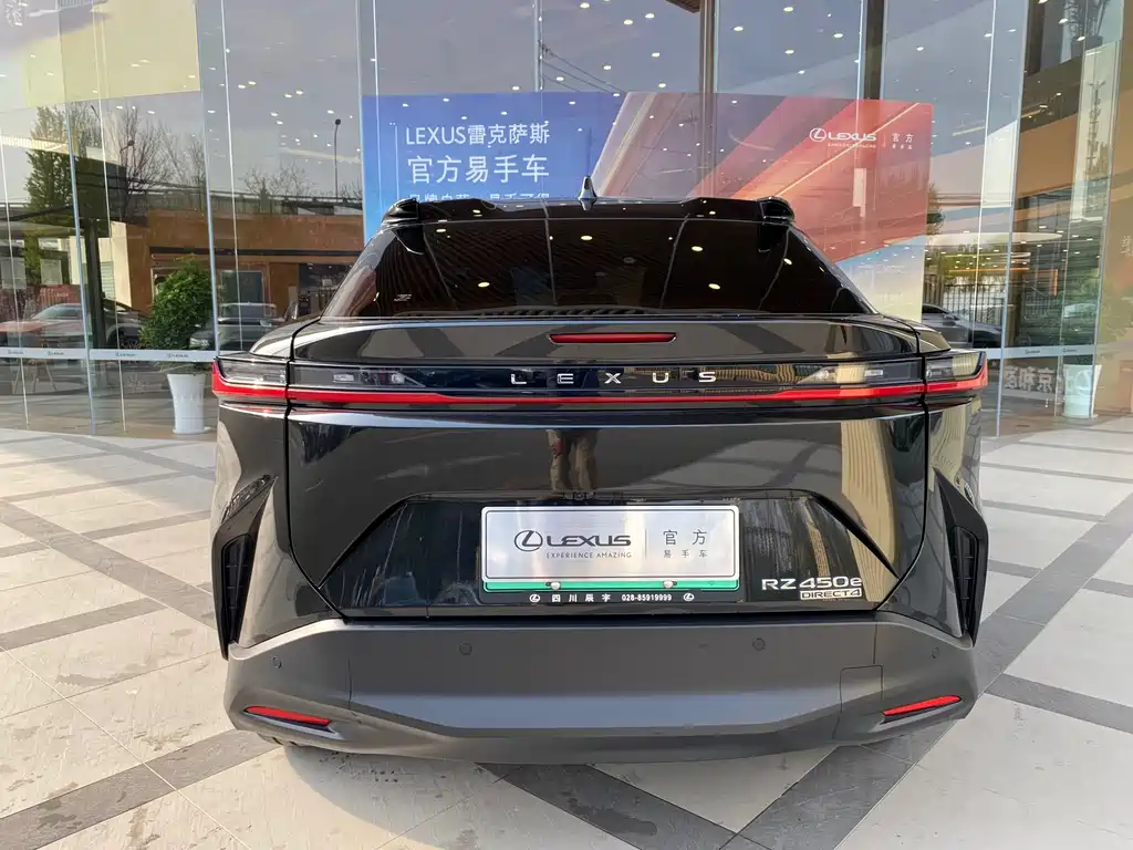 Lexus RZ 2024