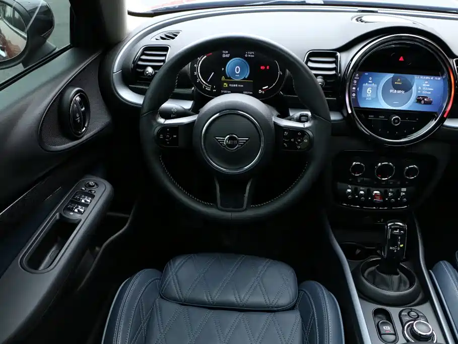 MINI Clubman 2022 — фото 10