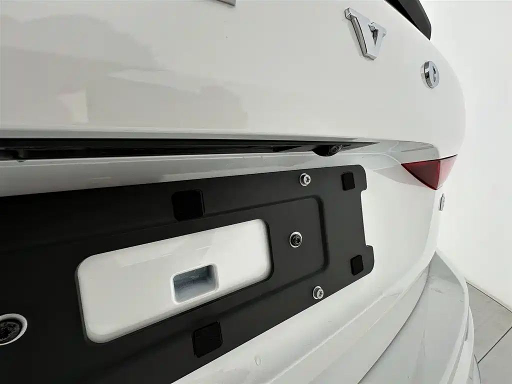 Volvo XC60 — фото 23