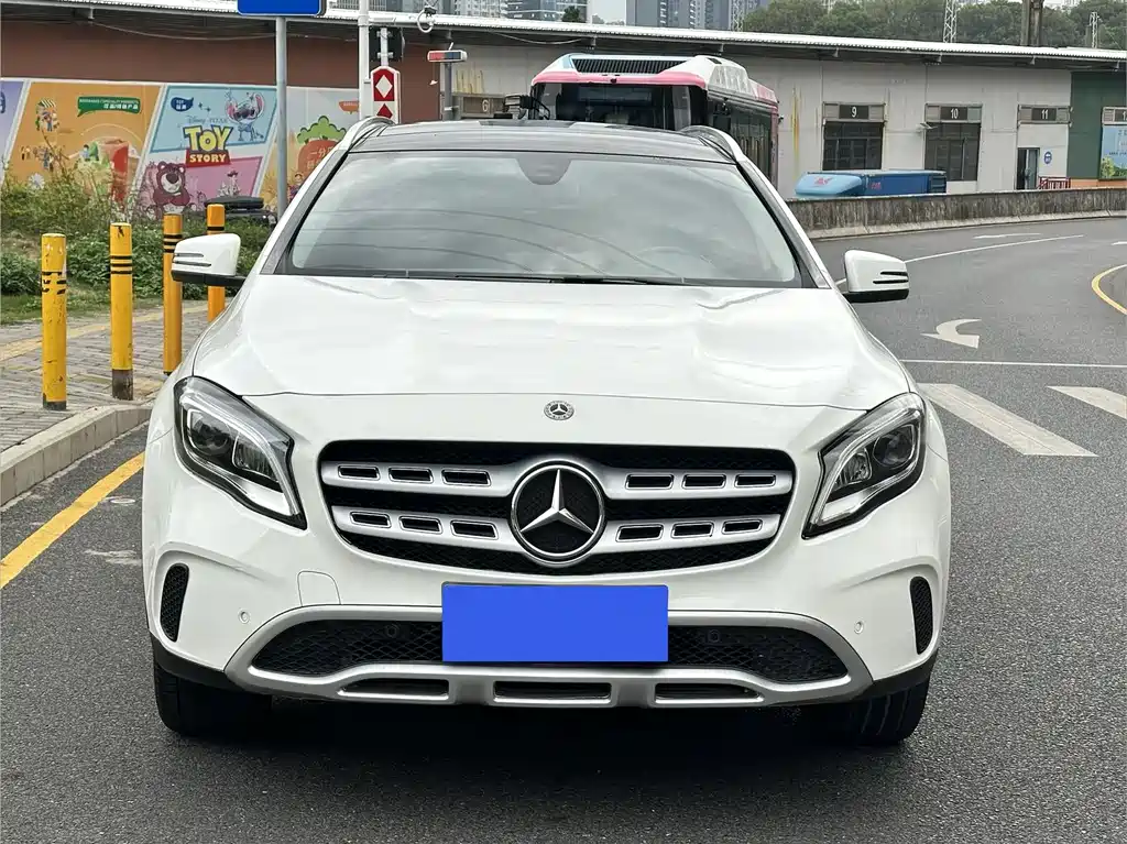 Mercedes-Benz GLA 2019 — фото 2