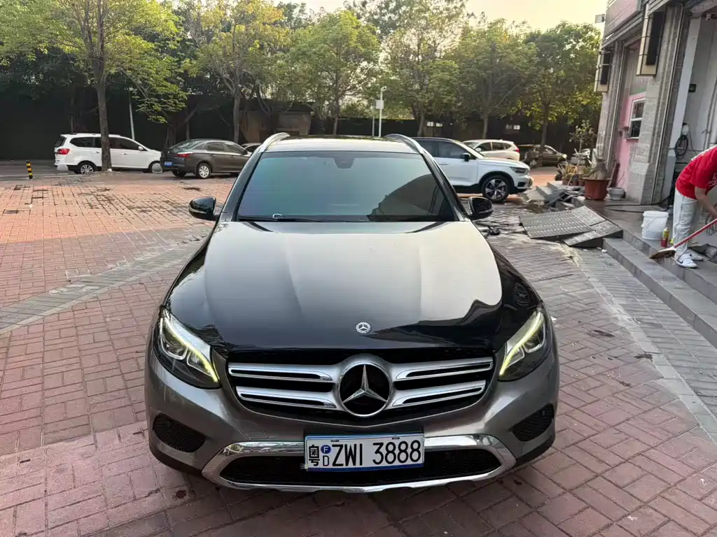 Mercedes-Benz GLC 2017 — фото 2