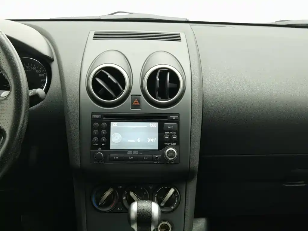 Nissan Qashqai 2013 — фото 12