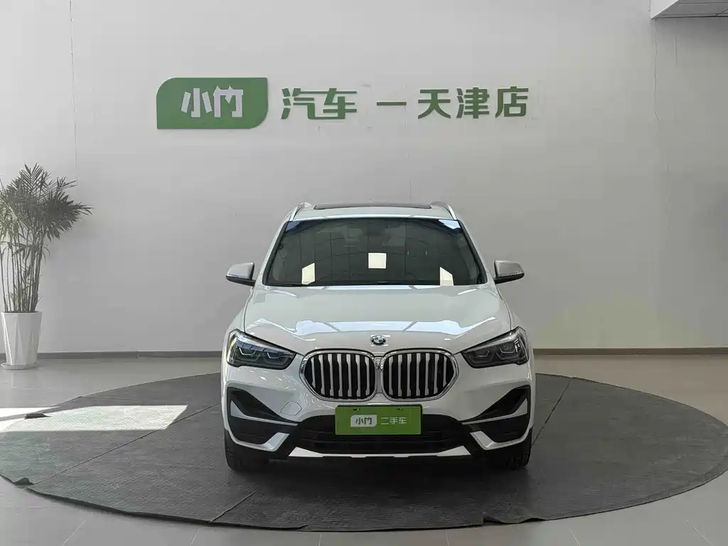 BMW X1 2022 — фото 2