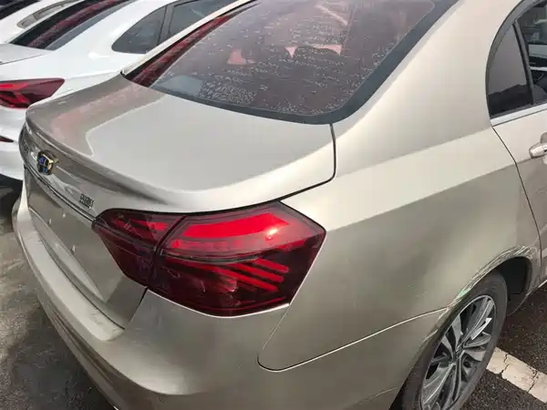 Geely Emgrand 2018