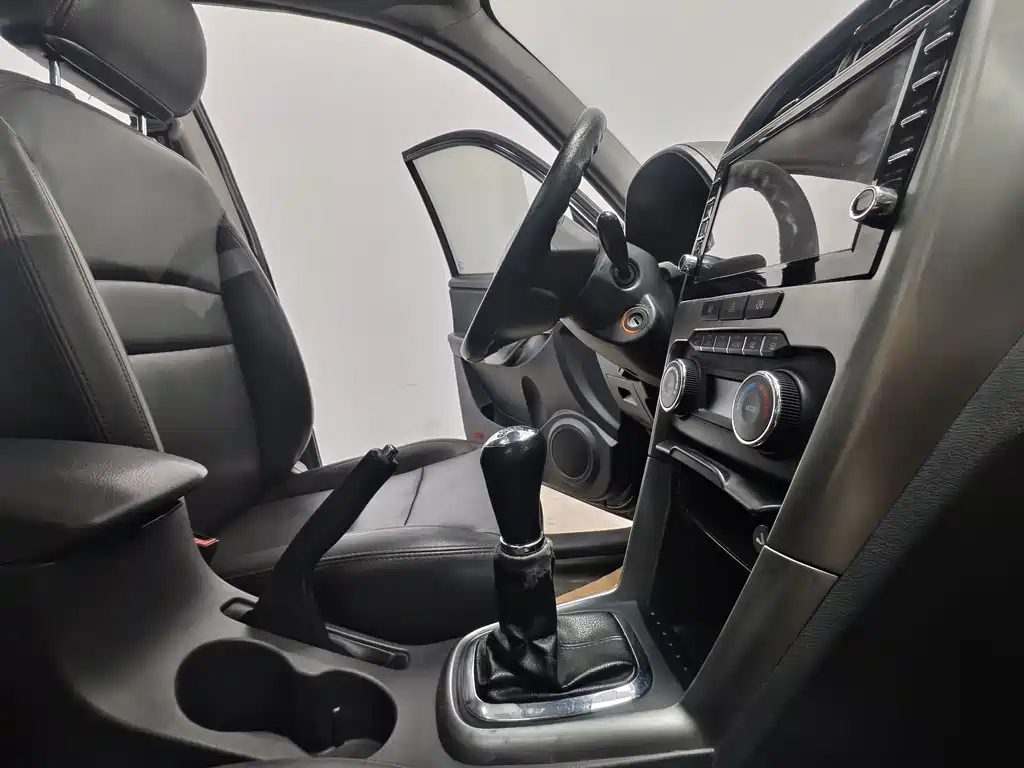Chery Tiggo 3 2015 — фото 15
