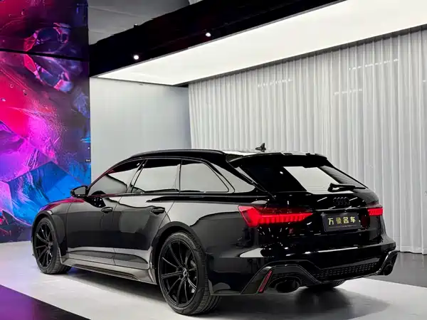 Audi RS 6 2025