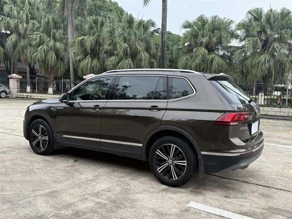 Volkswagen Tiguan L 2019 — фото 9