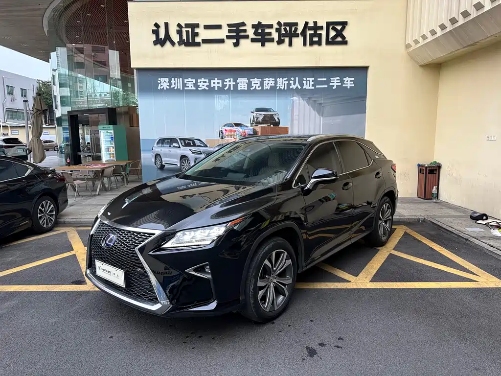Lexus RX 2017 — фото 1