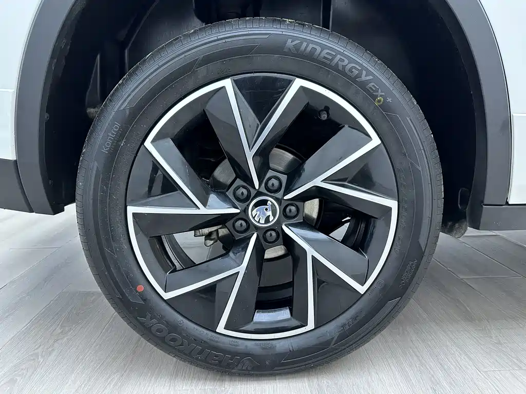 Skoda Kamiq 2021 — фото 21