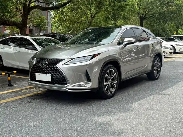 Lexus RX 2020