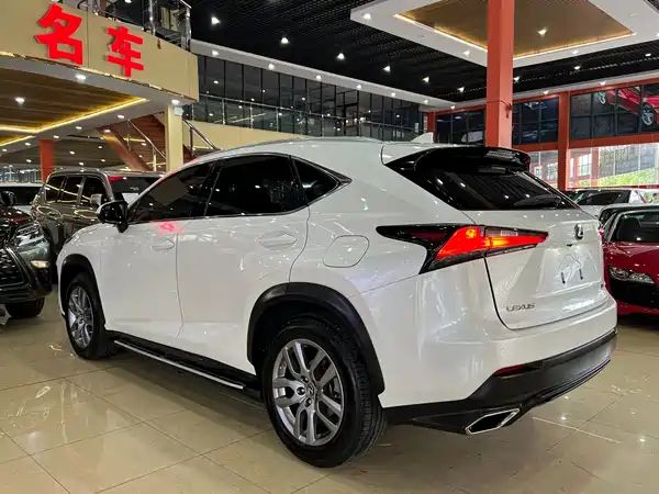Lexus NX 2017