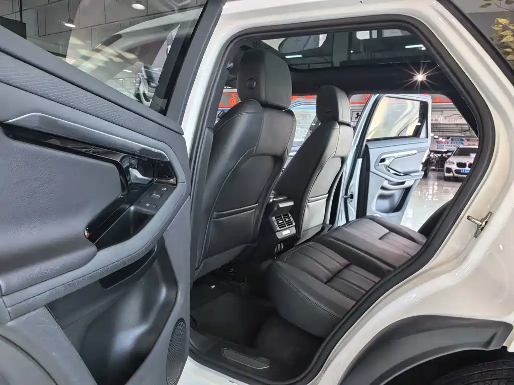Land Rover Range Rover Evoque 2020 — фото 5