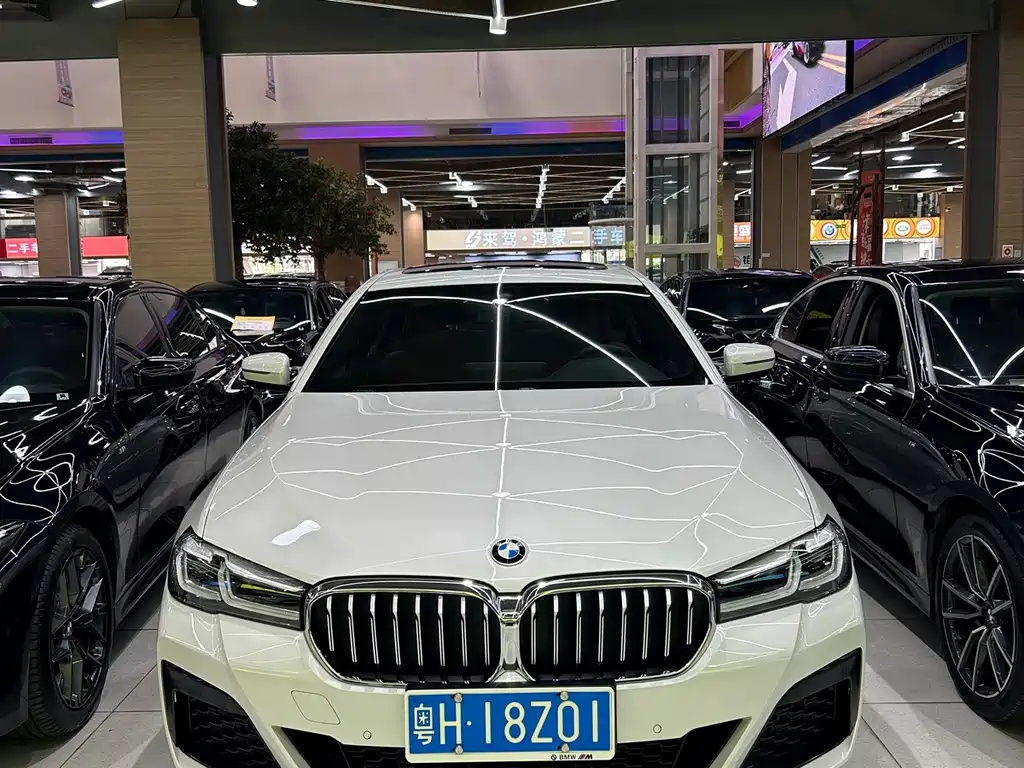 BMW 5 Series 2022