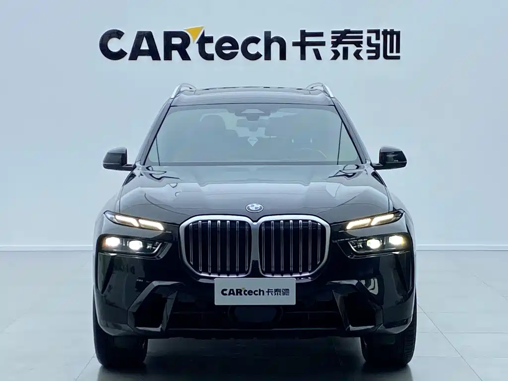 BMW X7 2023 — фото 2