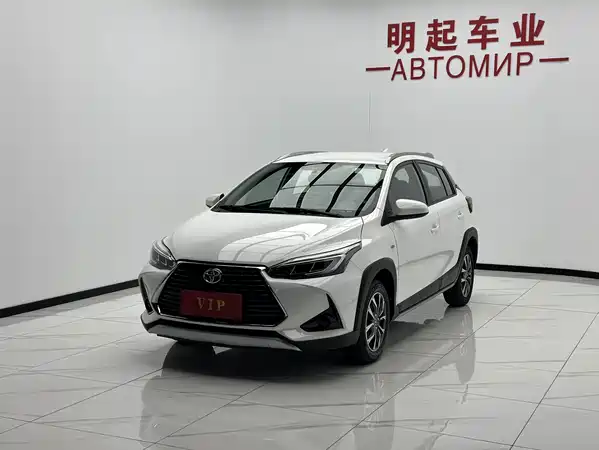 Toyota Yaris L 2023