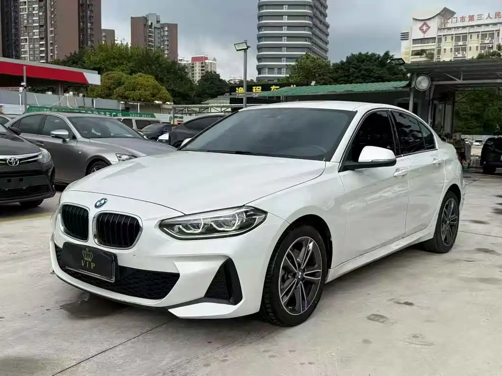 BMW 1 Series 2023