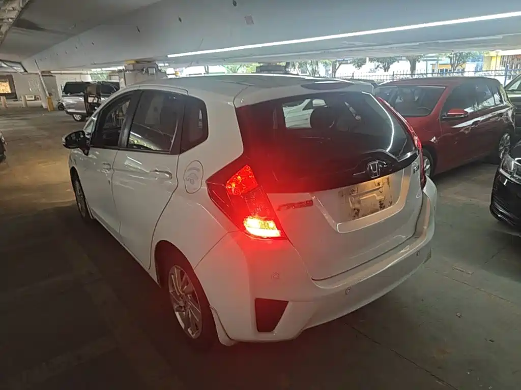 Honda Fit 2016 — фото 5