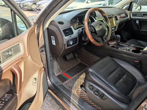 Volkswagen Touareg 2015