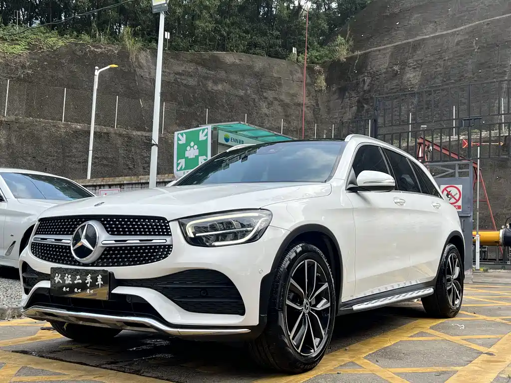 Mercedes-Benz GLC 2020 — фото 1